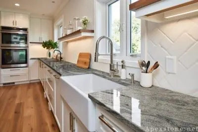 Wisconsin White White Granite Kichen Countertops factory